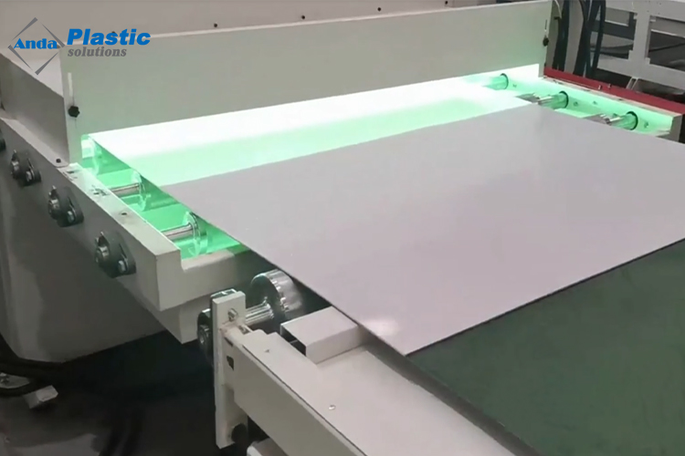 pvc marble sheet machine,pvc marble sheet making machine,PVC laminate sheet production line Máquina de mármol de PVC, máquina de fabricación de mármol de PVC, línea de producción de láminas laminadas de PVC