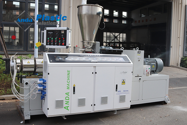 Máquina extrusora de perfiles de puertas y ventanas UPVC