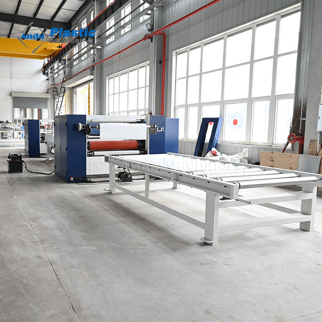 Máquina laminadora plana de tablero de espuma de PVC PUR