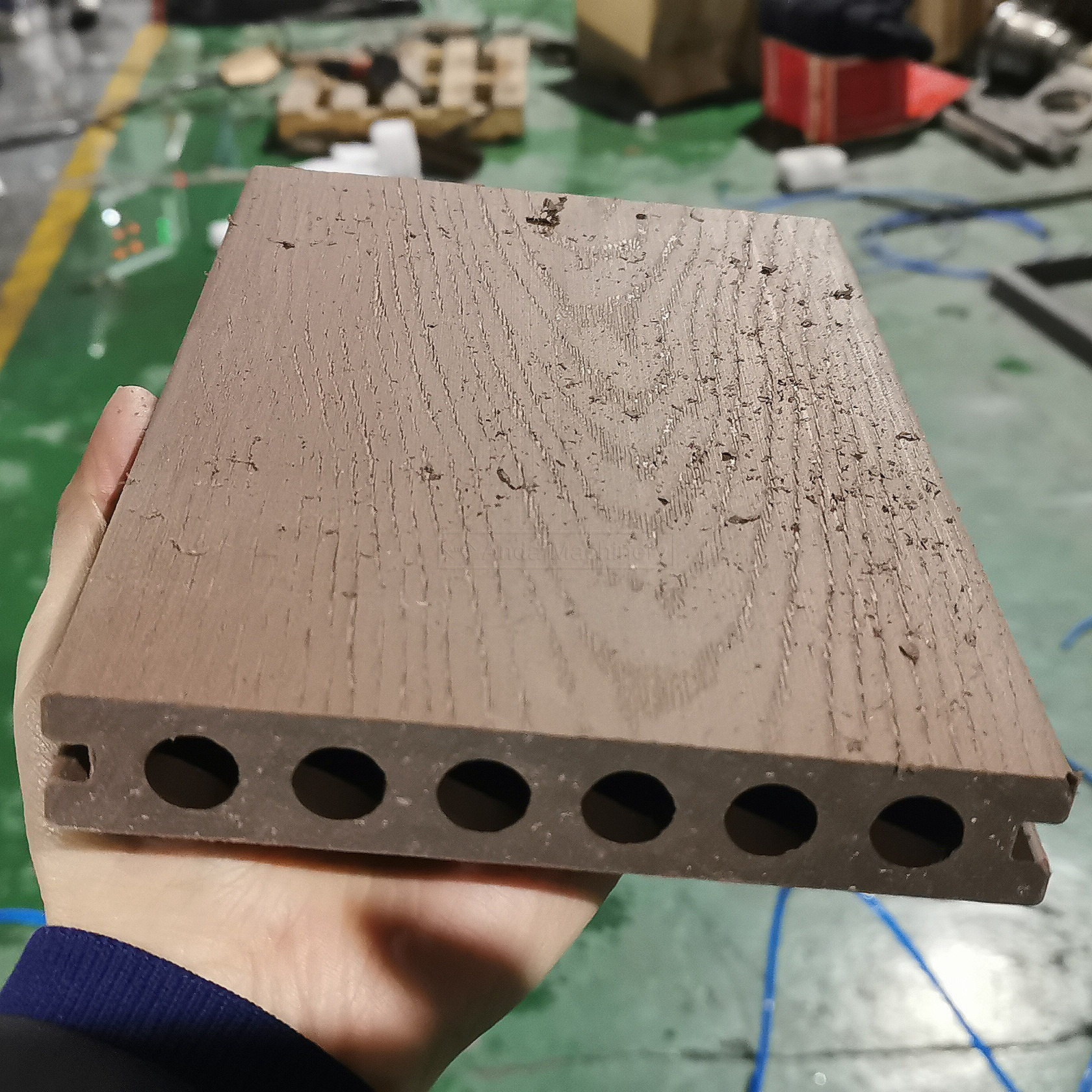 Línea de producción de la máquina de fabricación de perfil de WPC