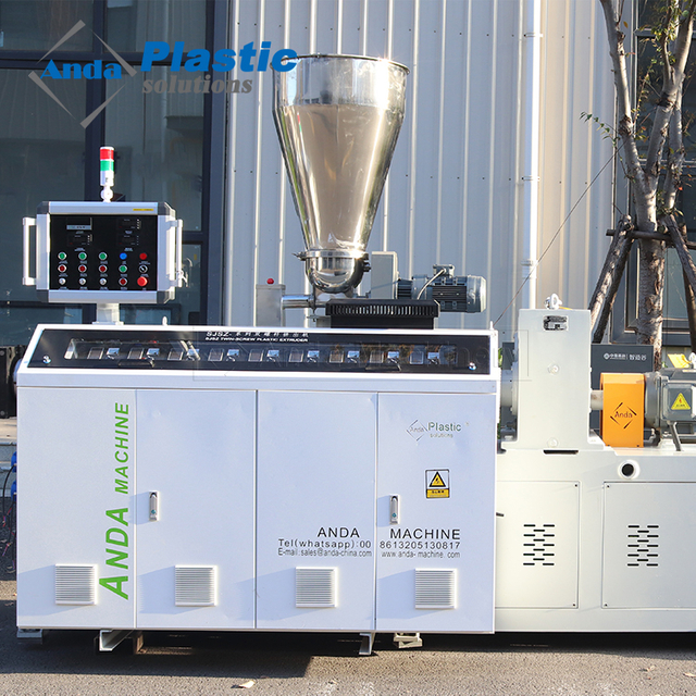 Línea de extrusión de la máquina de fabricación de paneles de Soffit de PVC