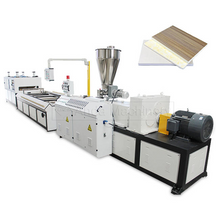 Máquina para fabricar tableros de puertas de PVC