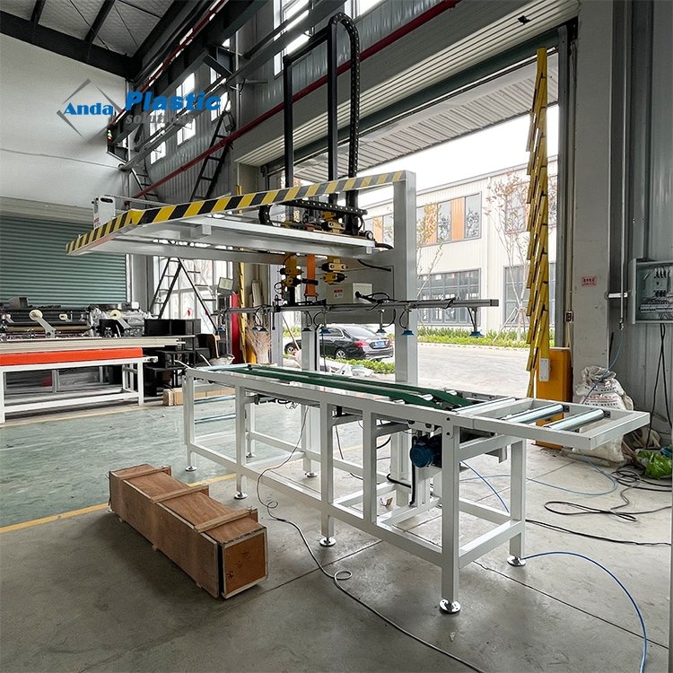 L&iacute;nea de producci&oacute;n de paneles de PVC