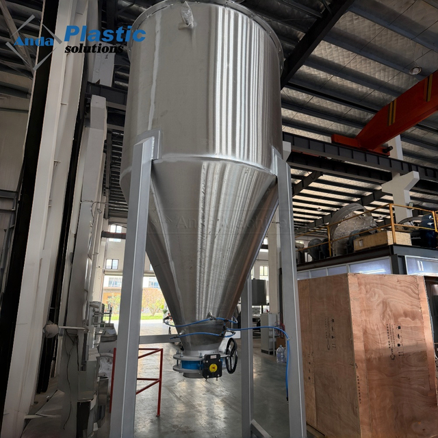 Silo de almacenamiento de polvo de acero inoxidable con fluidizador neumático